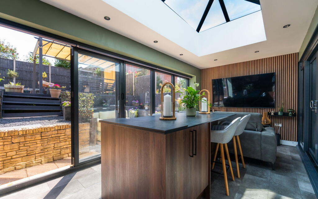 Hamilton Avenue, Halesowen, B62 8SJ - View 2