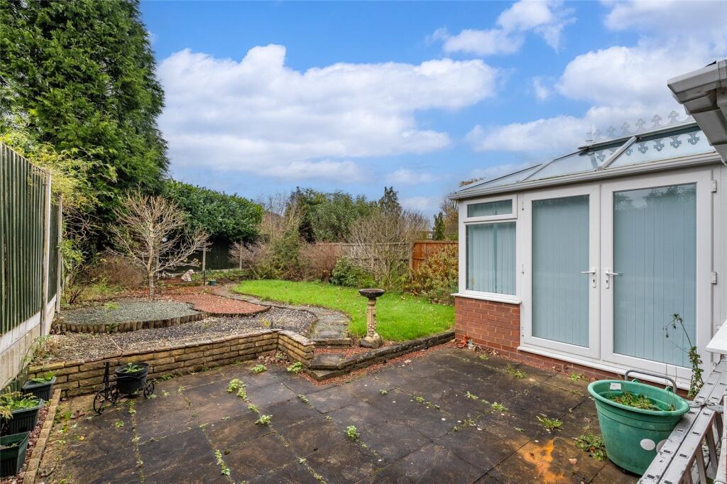 House in Wolverhampton, Castlecroft - More