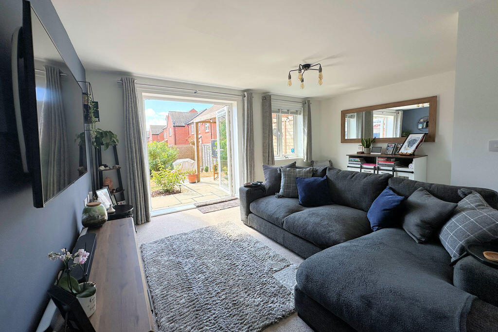 House in Fareham, Portchester - View 5