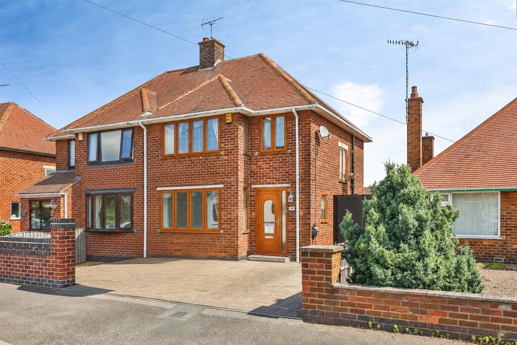 Main image of property: Greenwich Avenue, Nottingham