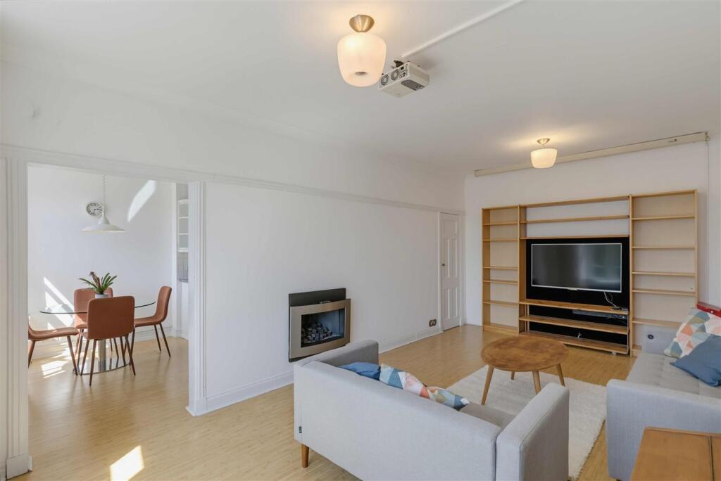 Apartment in London - View 4