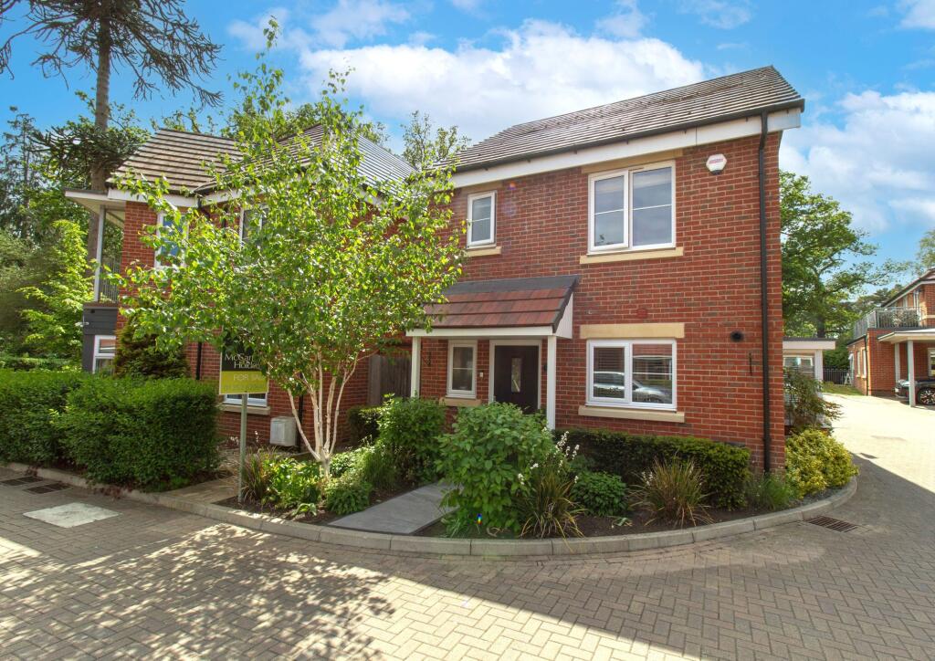 Main image of property: Copse Close, Fleet, GU51