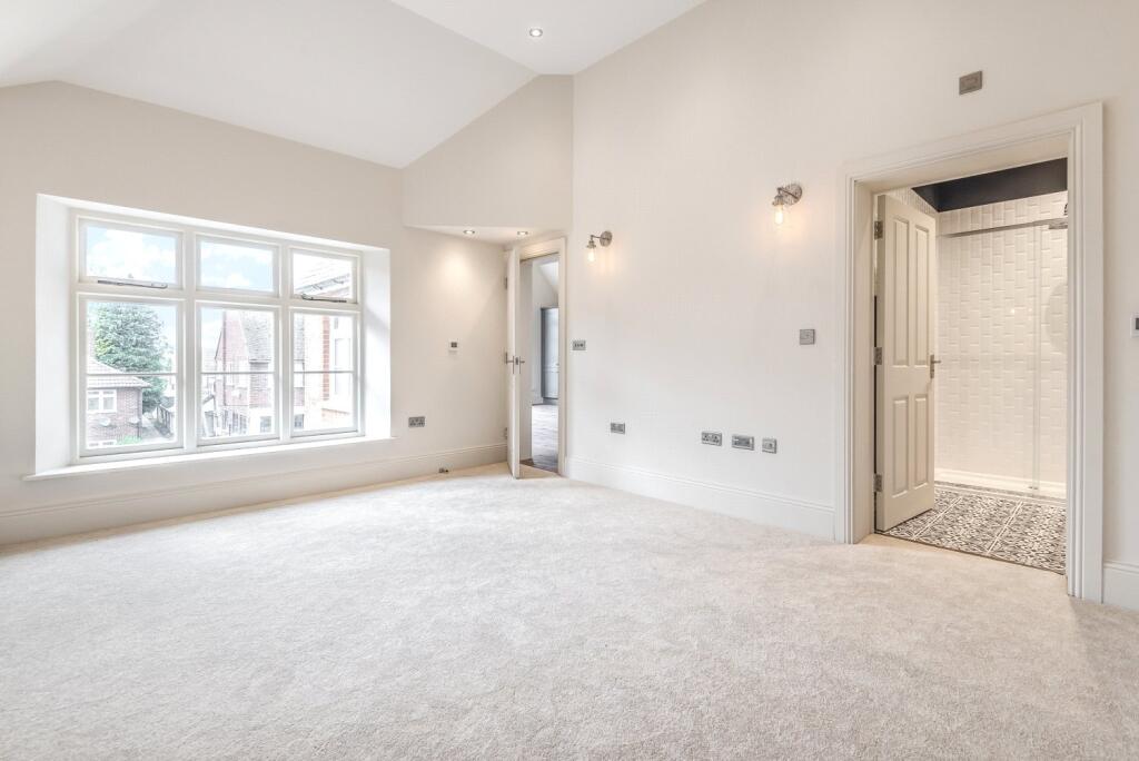 Apartment in Dartford - View 5
