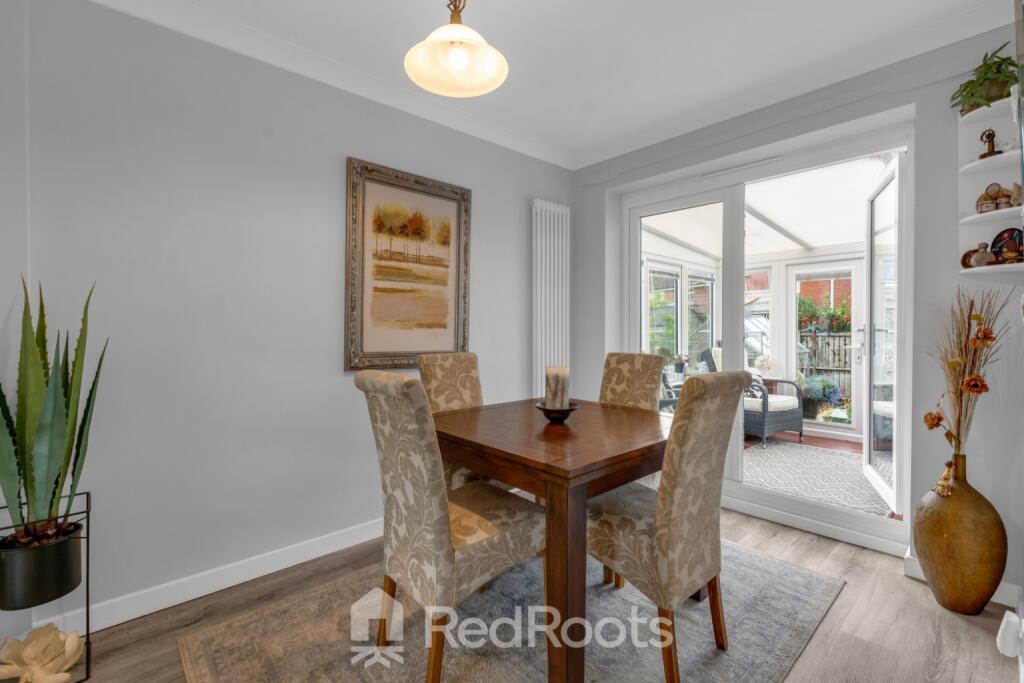 House in Wakefield, Thorpe Audlin - More