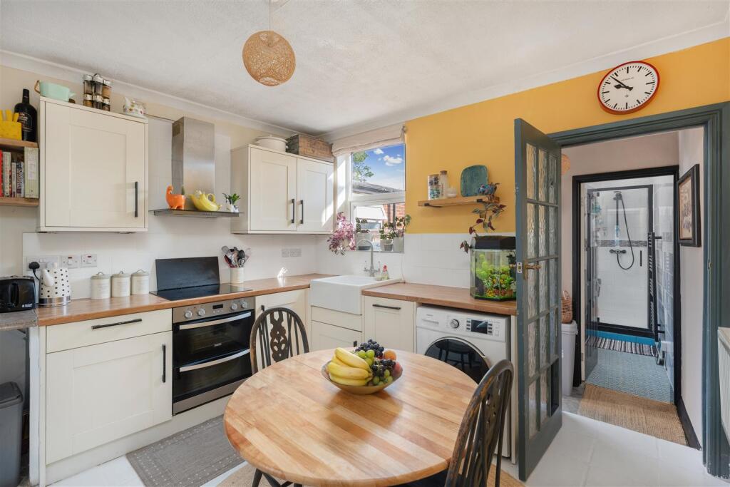 House in Cherwell, Grimsbury, Banbury - View 3