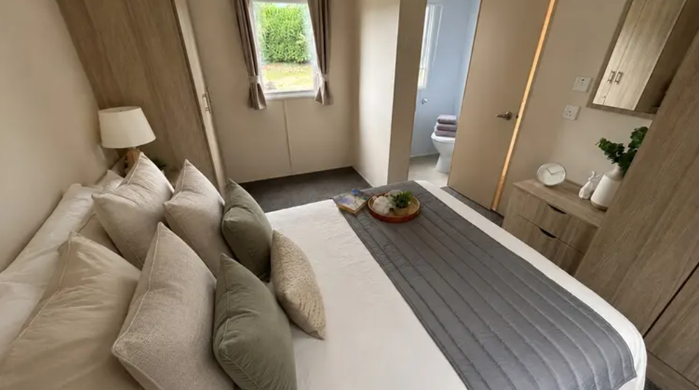 House in Thanet, Manston - More