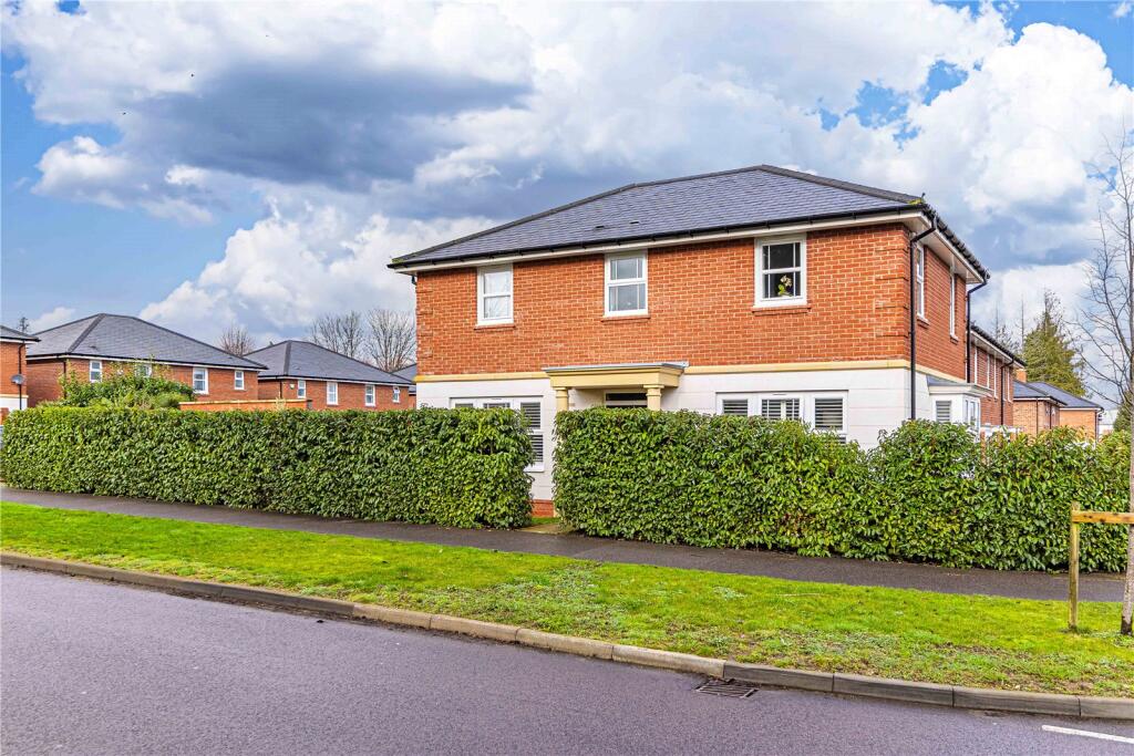 Main image of property: Meadow Avenue, Shenley, Radlett, Hertfordshire, WD7