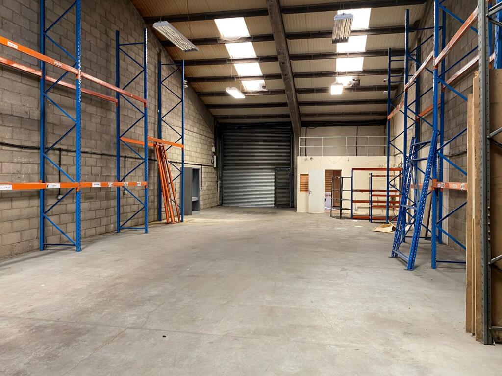 Main image of property: Unit 15.2 Curtis Industrial Estate, North Hinksey Lane, Oxford, South East, OX2