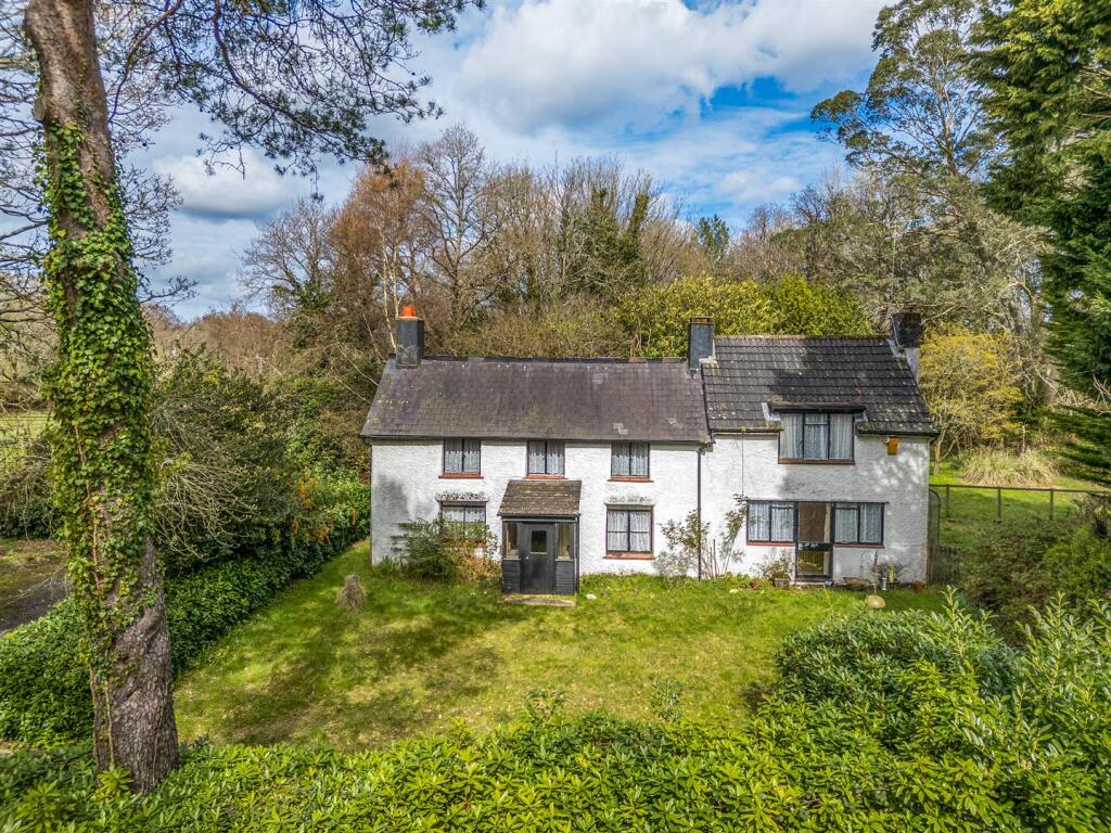 Main image of property: Horton Road, Three Legged Cross, Wimborne