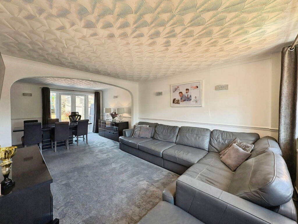 Waylands, Swanley, BR8 8TA photo 3