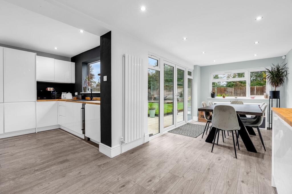 House in Hertford - View 2