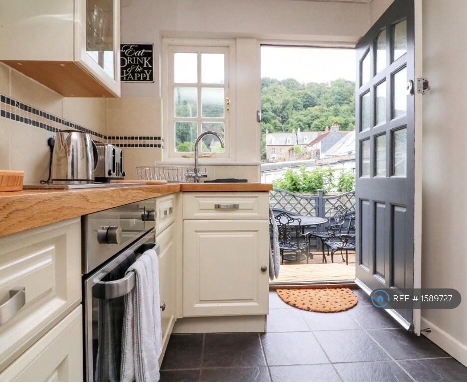 House in Exeter - View 5