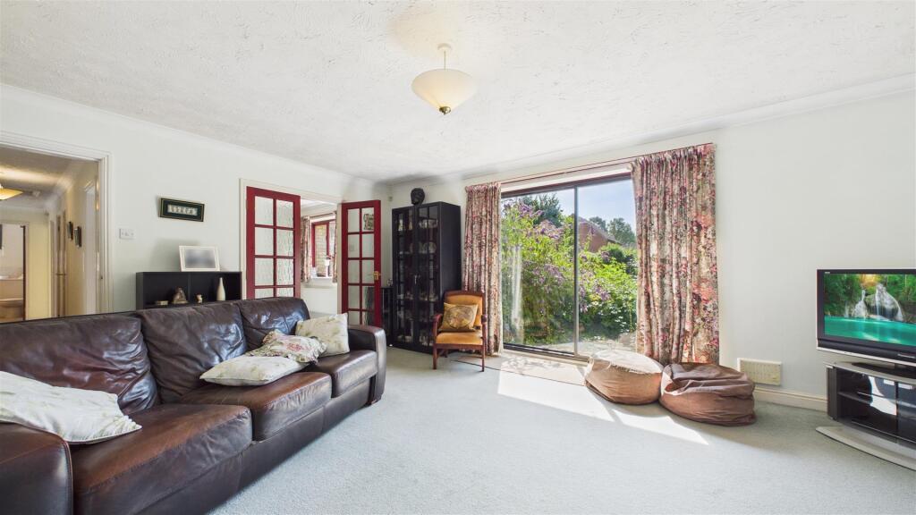 House in Peterborough - More