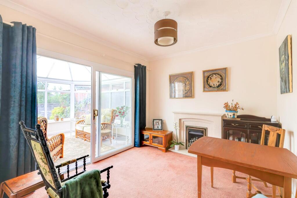 House in Cardiff, Rhiwbina - View 5