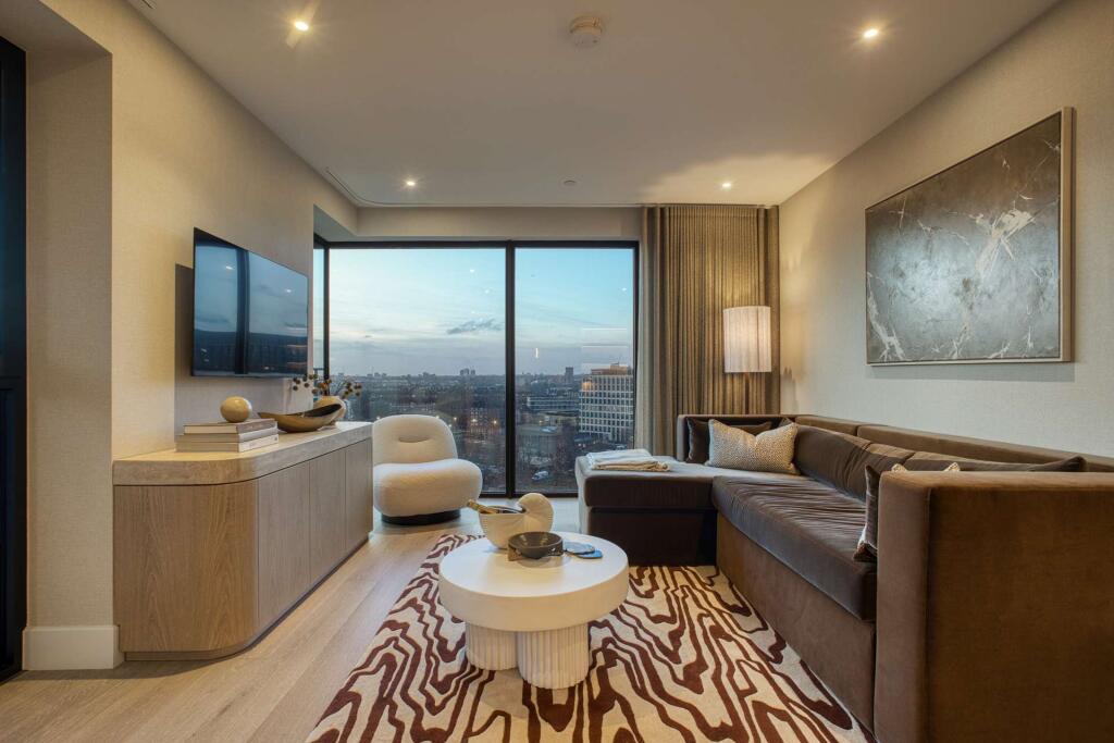 Main image of property: England W12 7RQ White City, GBR