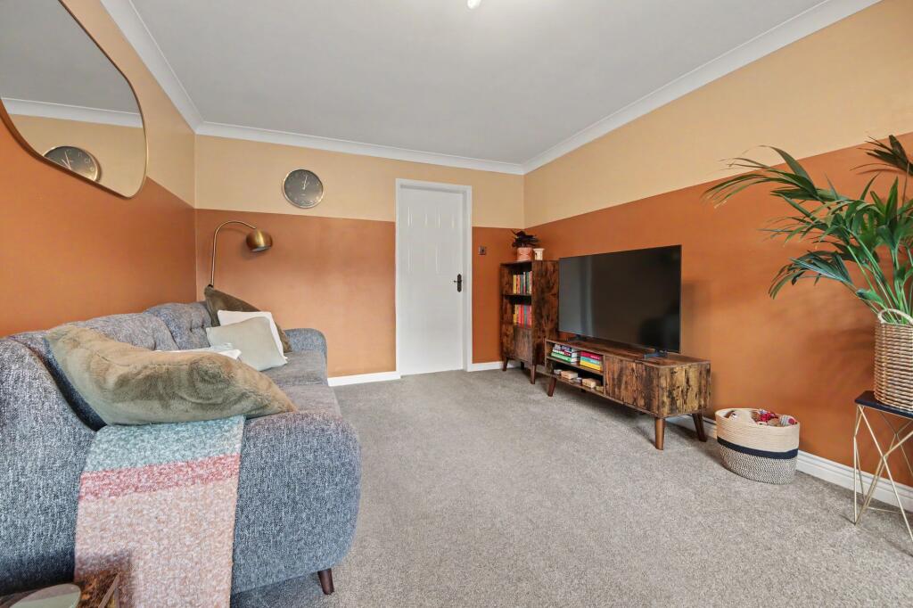 House in Southampton - View 5