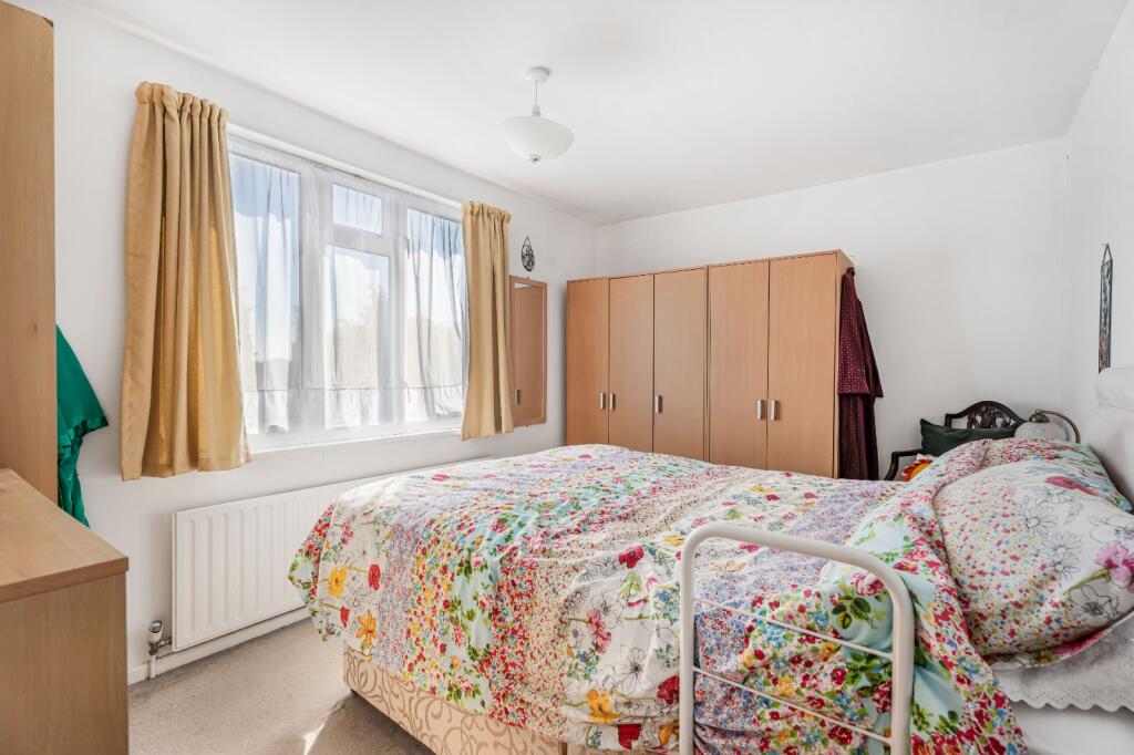 House in Runnymede, Egham Hythe - View 5