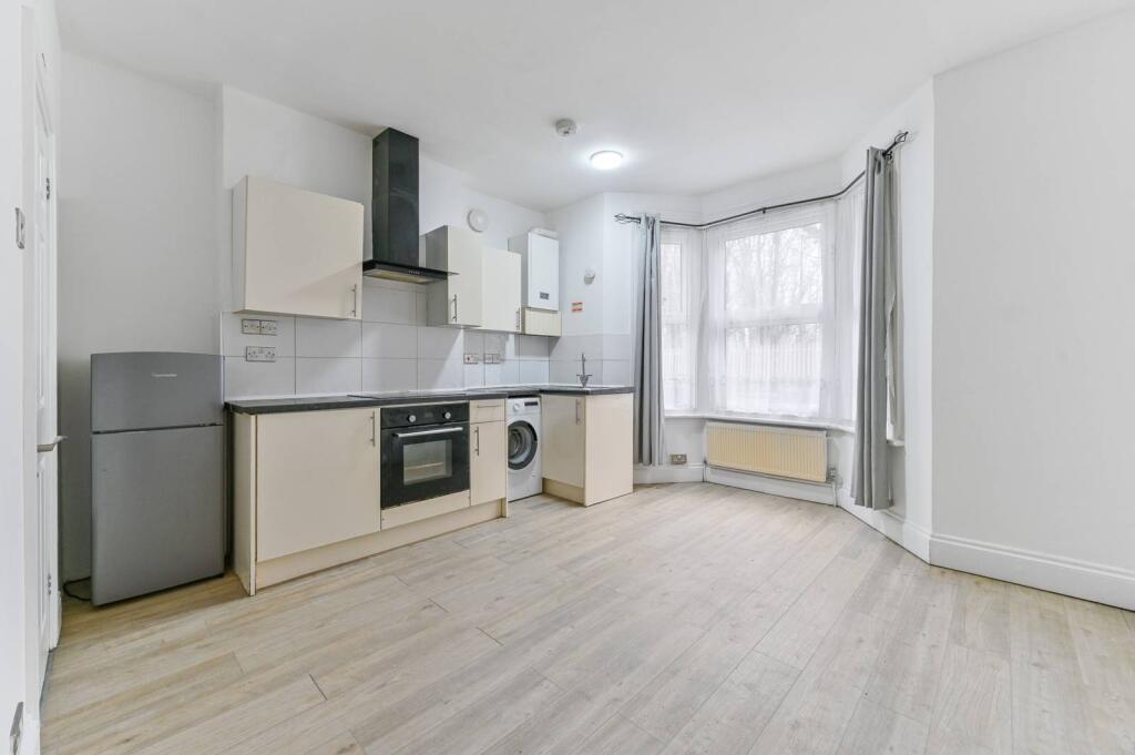 Main image of property: London Road, Hackbridge, Wallington, SM6