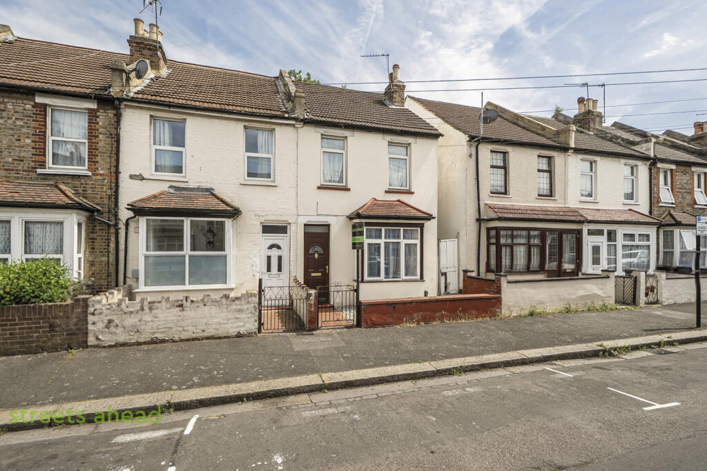 Main image of property: Wentworth Road, Croydon, CR0