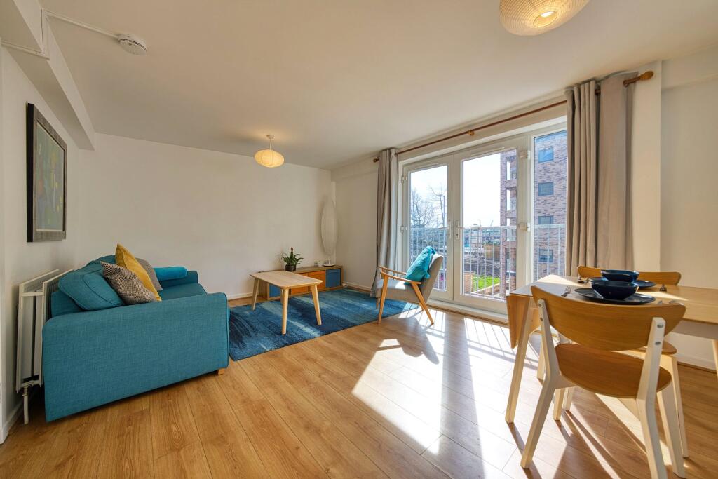 Apartment in Glasgow - View 3
