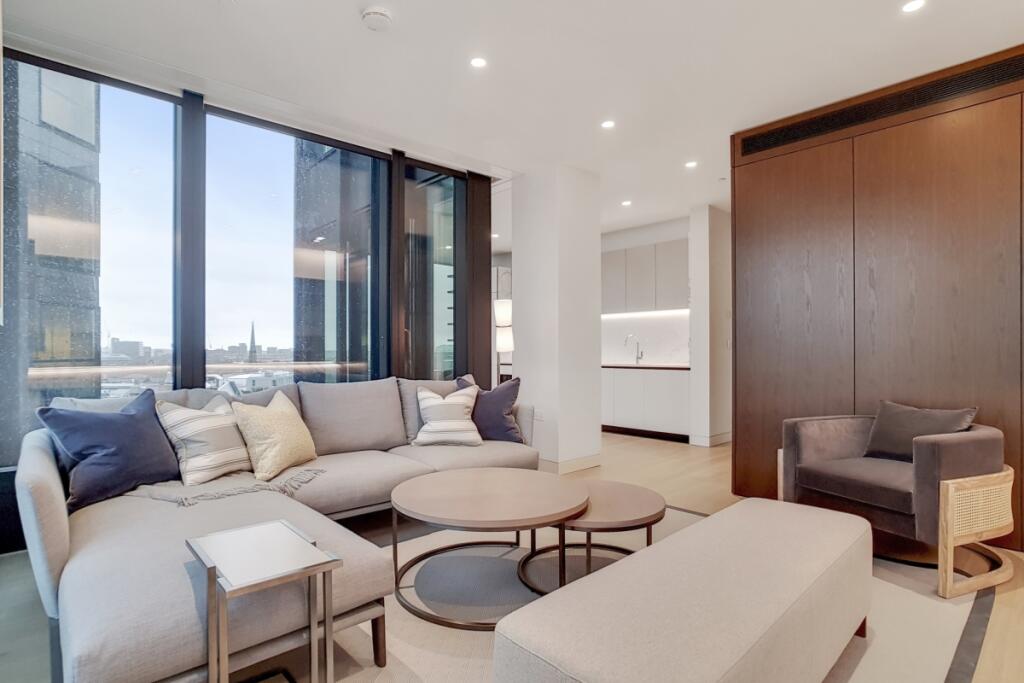 Apartment in London, City of Westminster - More
