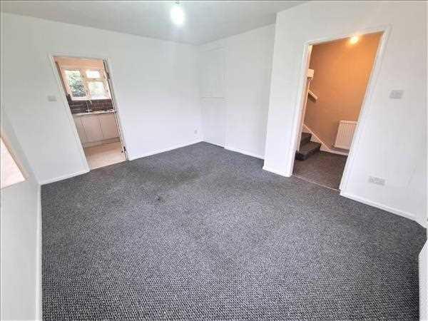 House in London - View 3