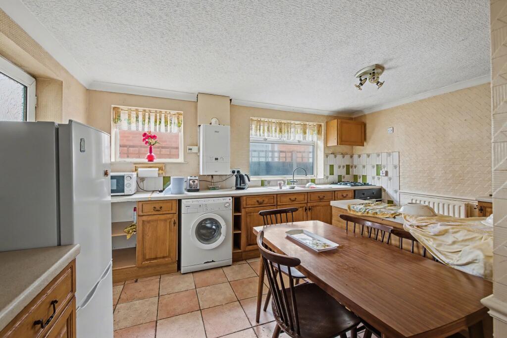 Hoylake Drive, Skegness, PE25 photo 3