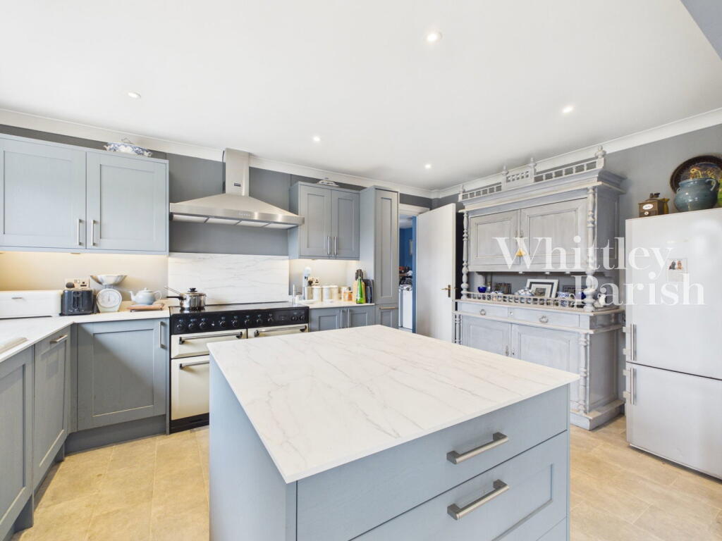 House in Ipswich - View 5