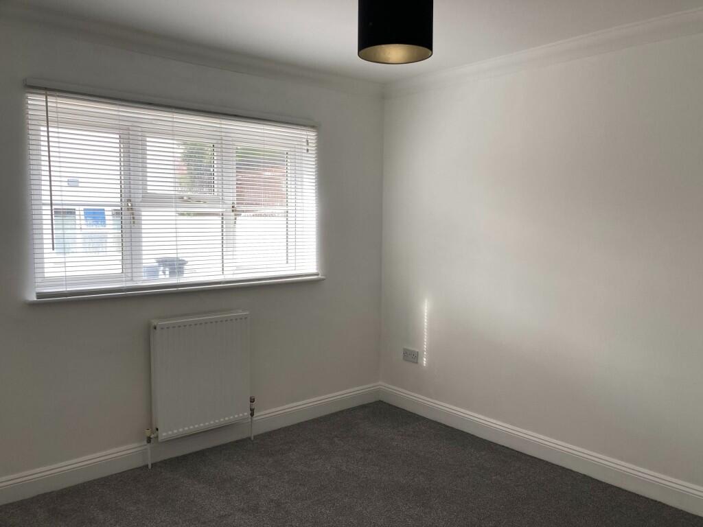 Apartment in Chelmsford, Melbourne - View 4