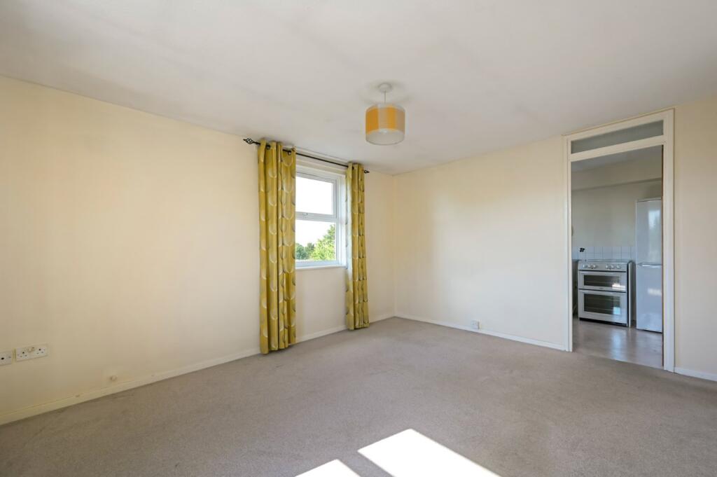 Apartment in Tonbridge - More