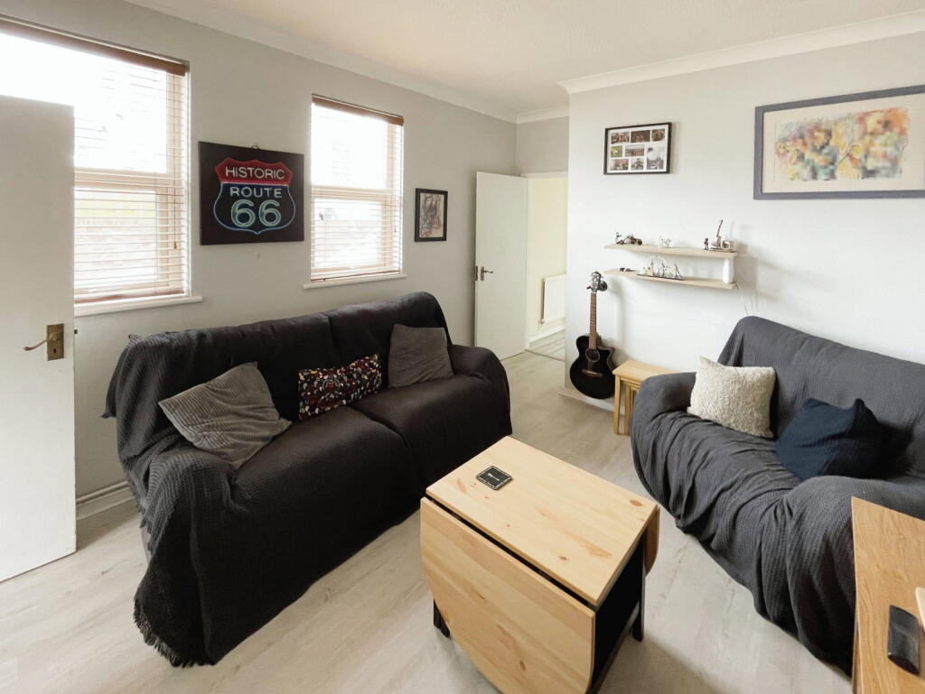 Apartment in Cardiff - View 4