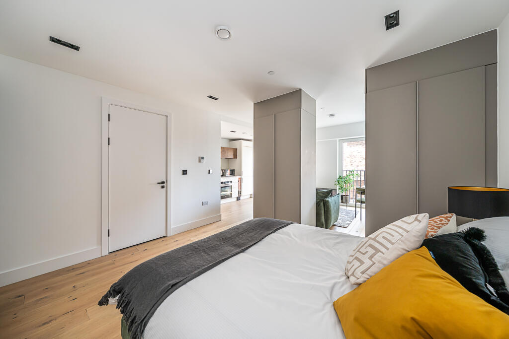 Apartment in London, Keybridge, Vauxhall - View 4
