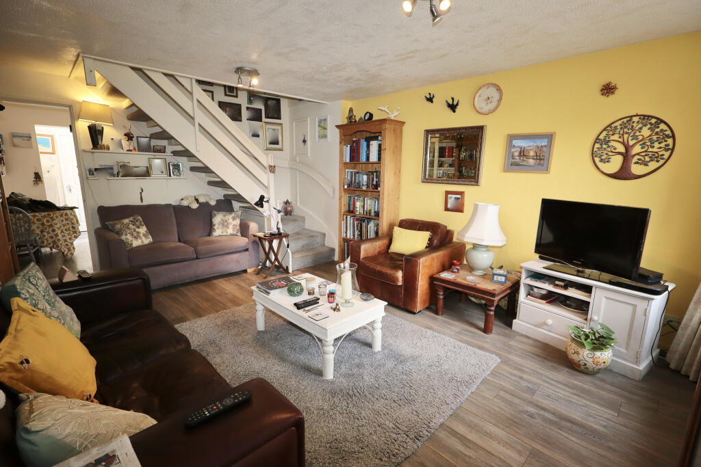 Golding Close, Wells photo 5