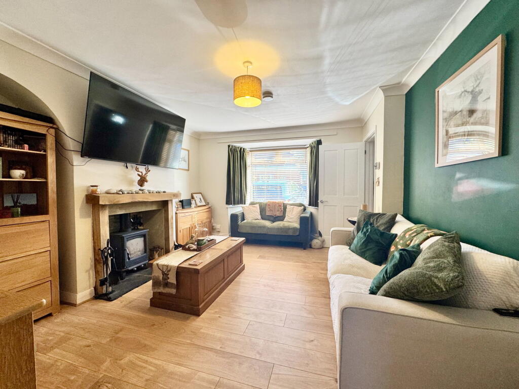 Tennyson Road, Rushden, NN10 9QE - View 3