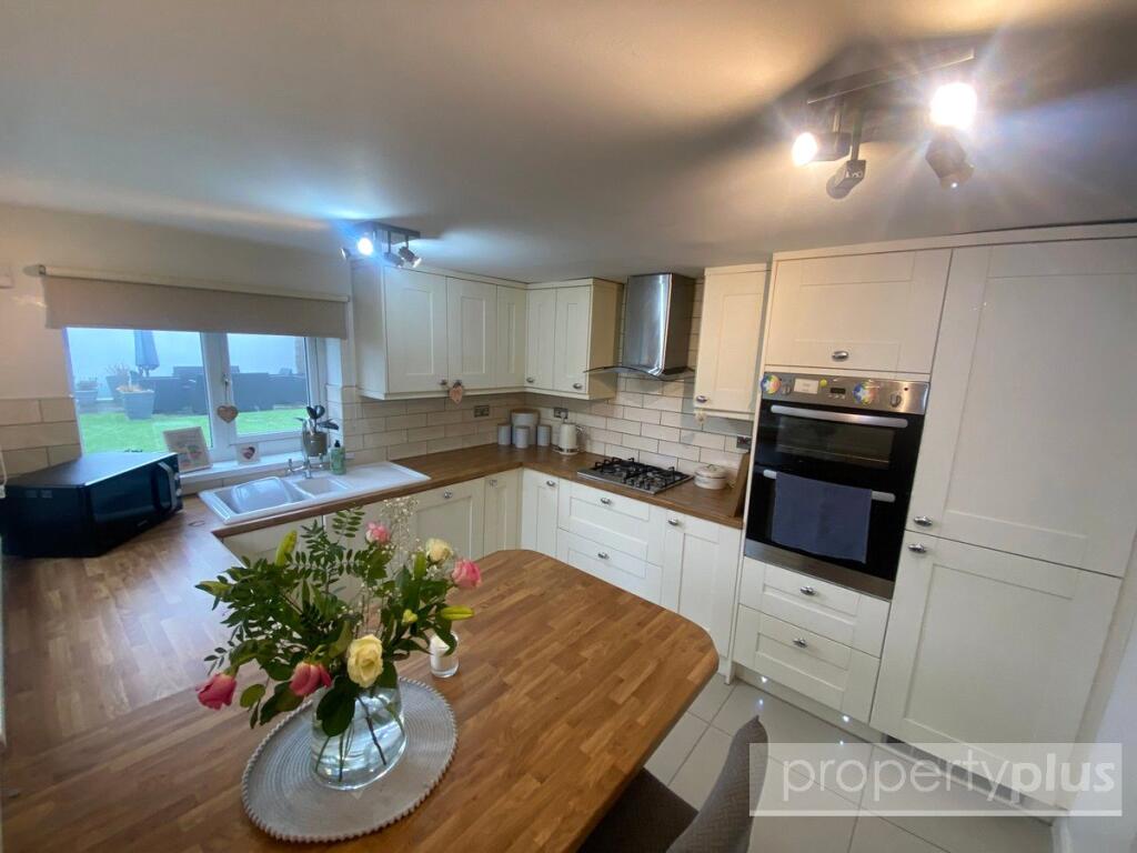 House in Porth, Tonyrefail - View 4