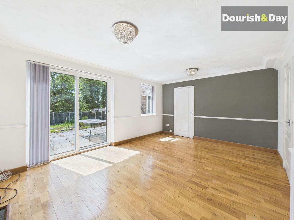 House in South Staffordshire, Penkridge - View 4