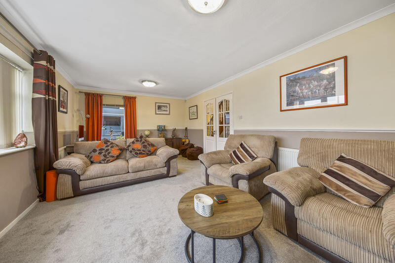 House in North East Derbyshire, Dronfield - View 2