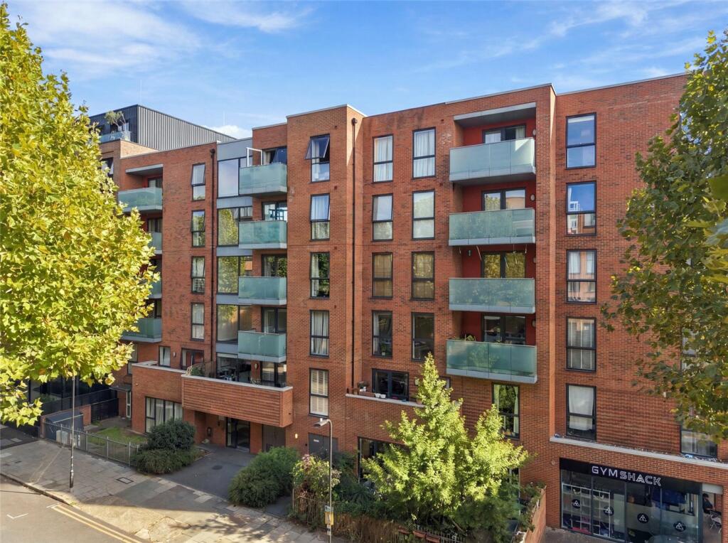 Main image of property: Bathurst Square, London, N15