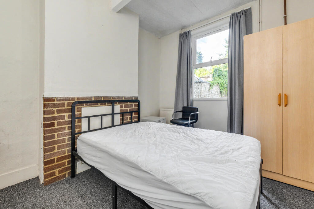House in Brighton - More