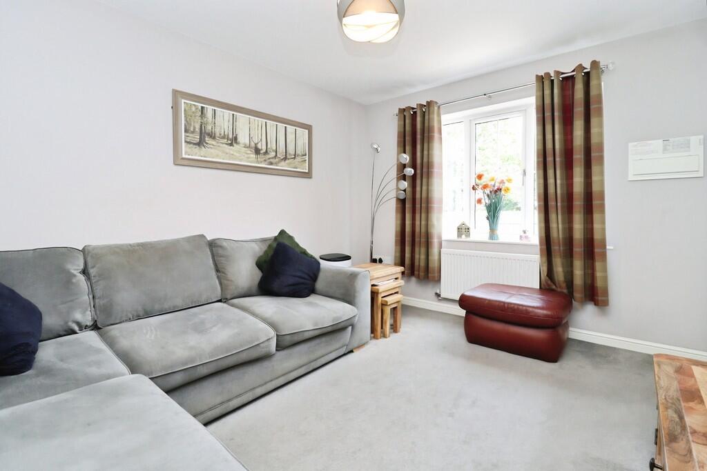 House in West Lindsey, Caistor TC - More