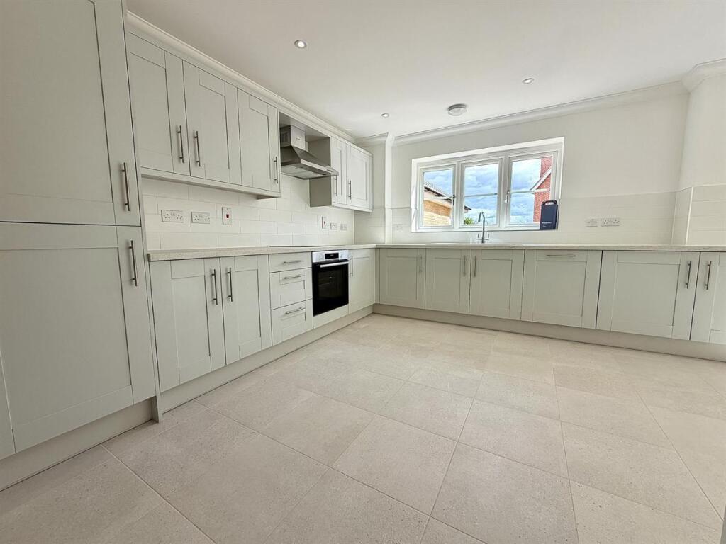 Ethelwold Drive, Wickham Market, Woodbridge photo 2
