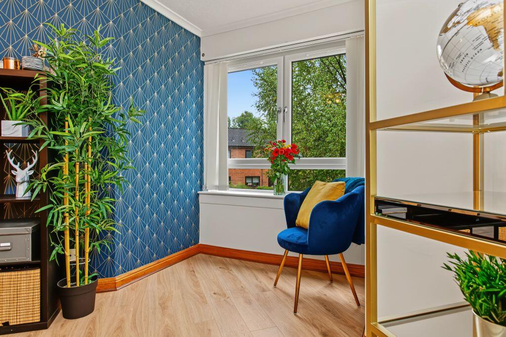 Apartment in Paisley - View 5