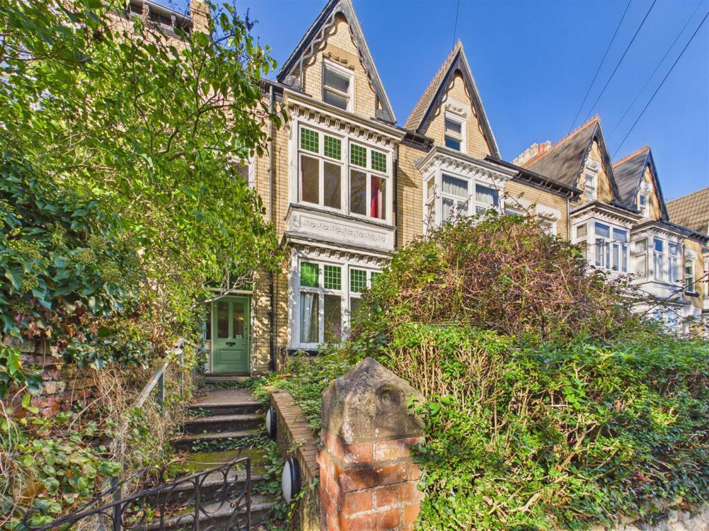 Main image of property: Ferriby Road, Hessle