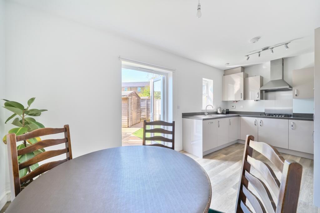 Timms Close Horsham RH12 - View 3