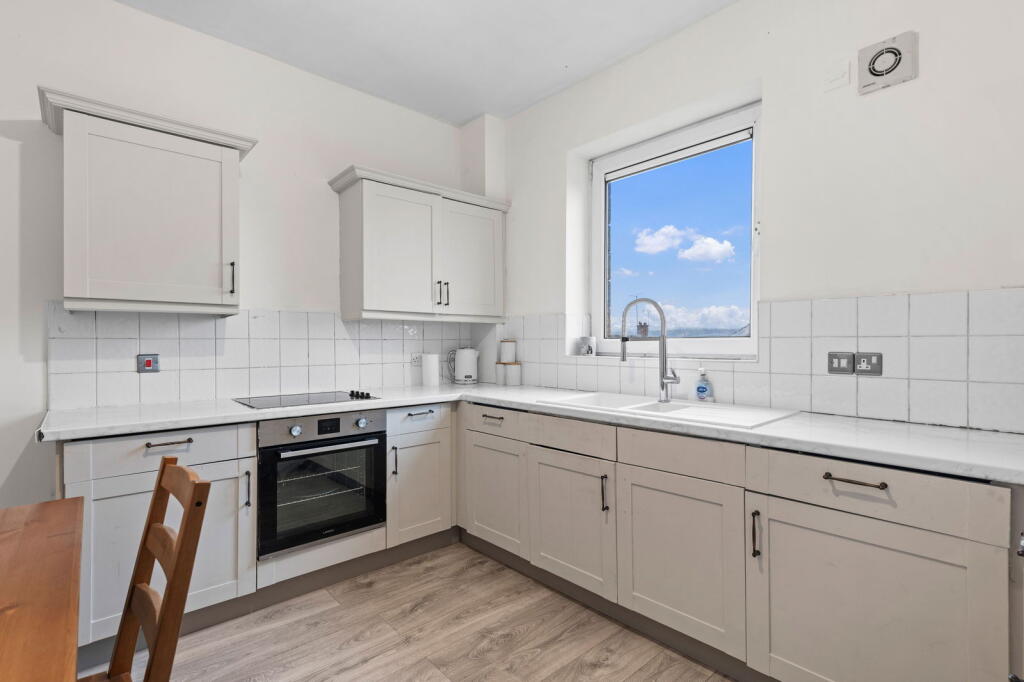 House in Barnsley, South Yorkshire - More