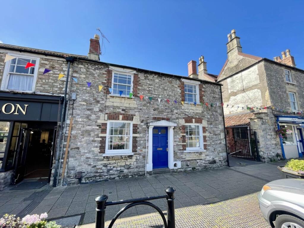 Main image of property: High Street, Chipping Sodbury, South Gloucestershire