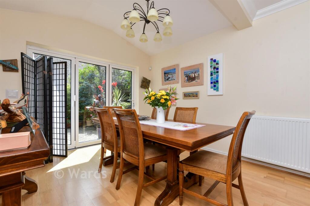 House in Canterbury - View 5