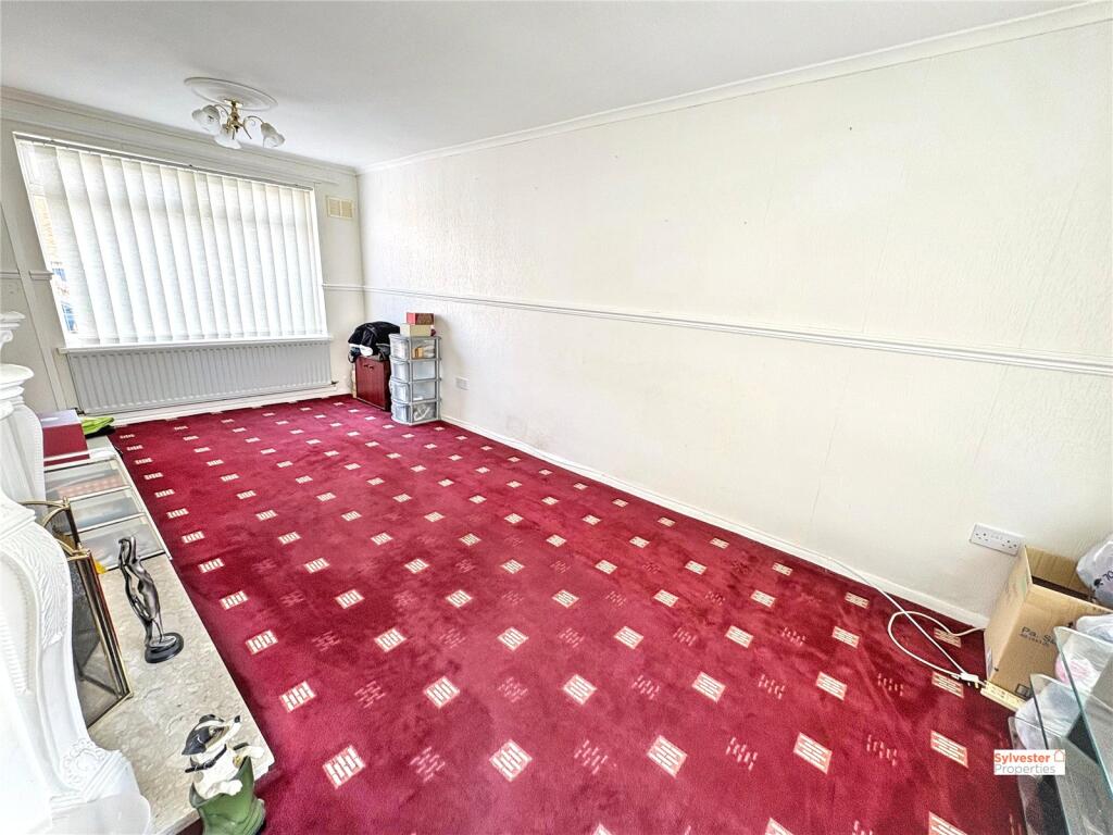 House in Durham - View 5