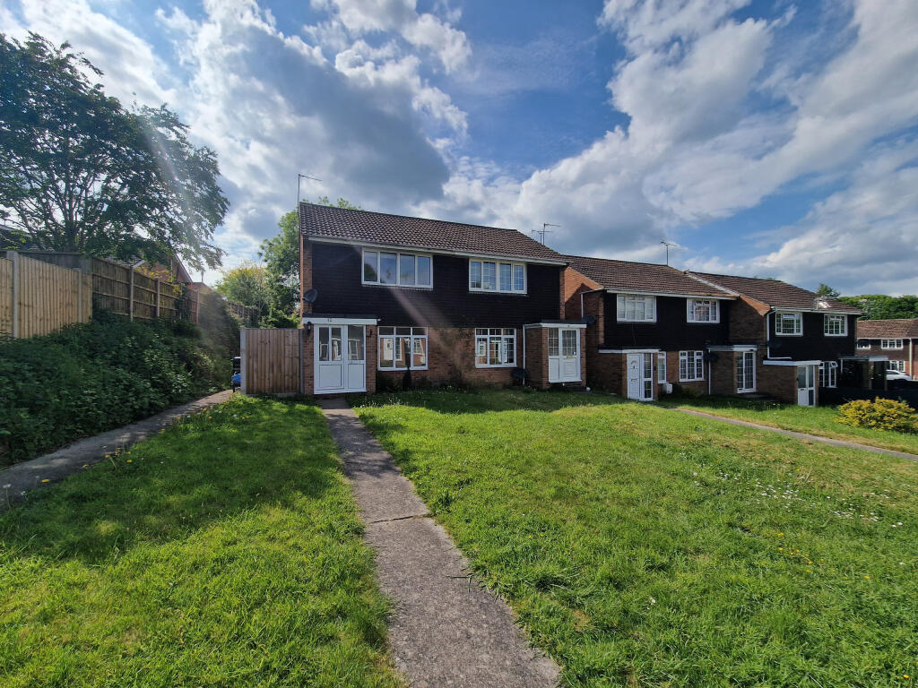 Main image of property: Ivy Walk, Yeovil, Somerset, BA20 2NU