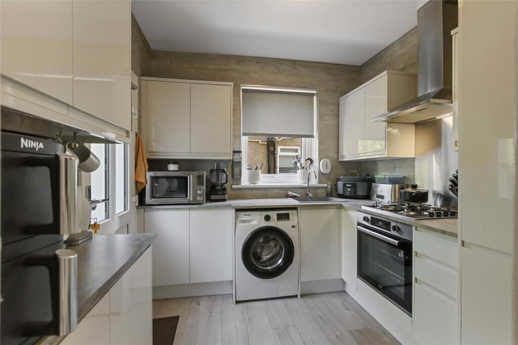 Apartment in Glasgow - View 5